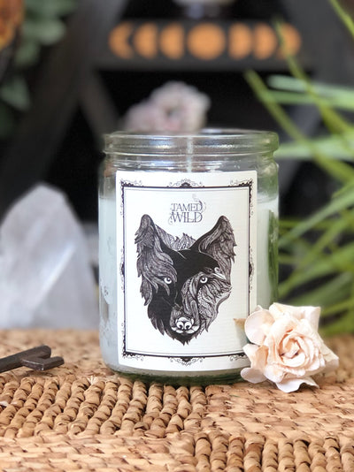 White wolf raven candle. 